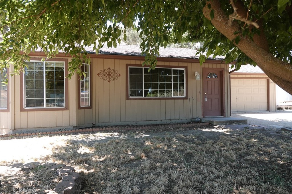 7950 Blue Moon Road Property Photo 3