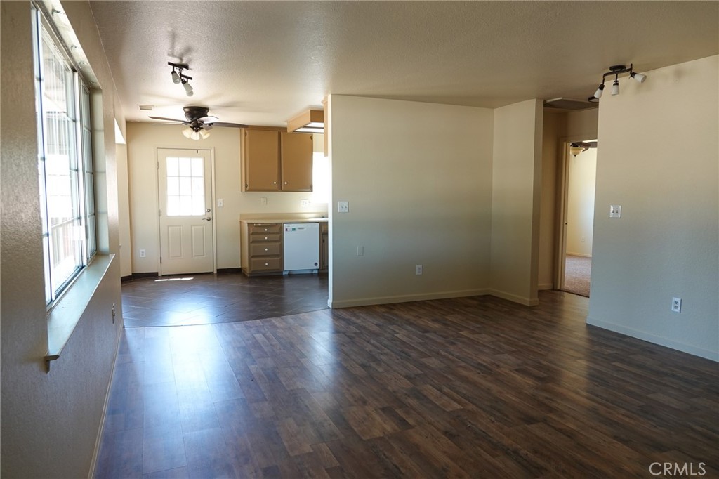 7950 Blue Moon Road Property Photo 5