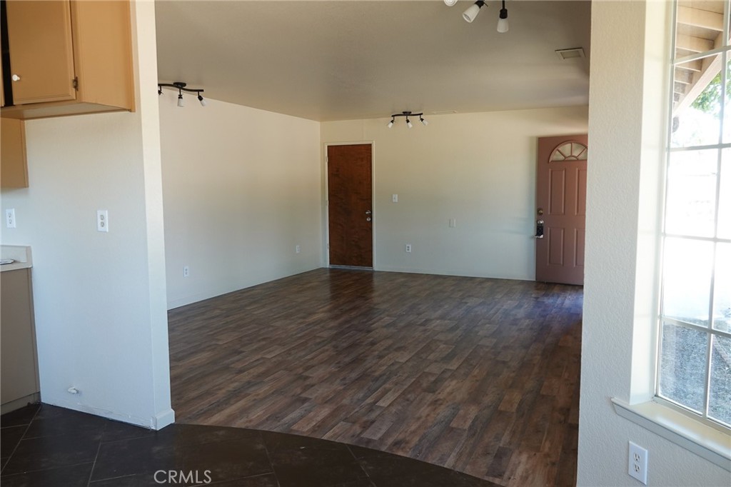 7950 Blue Moon Road Property Photo 10