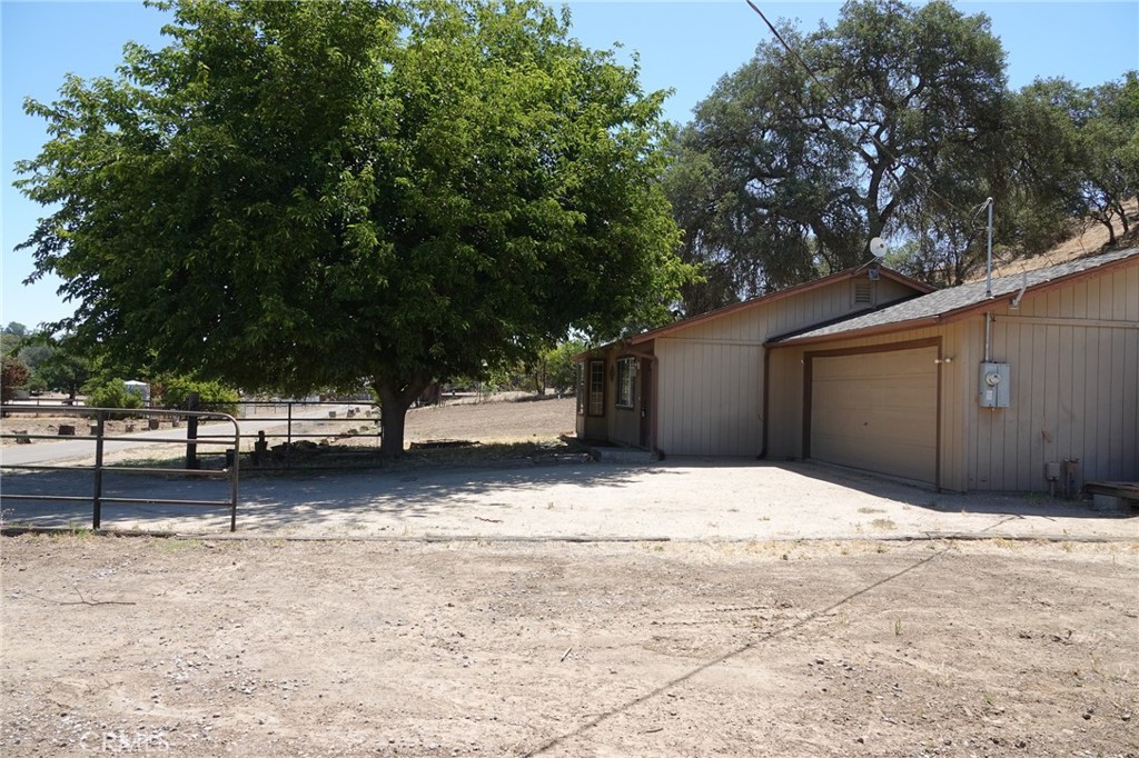 7950 Blue Moon Road Property Photo 13