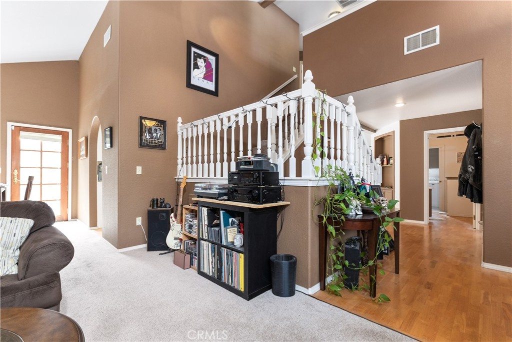 204 Nighthawk Property Photo 3