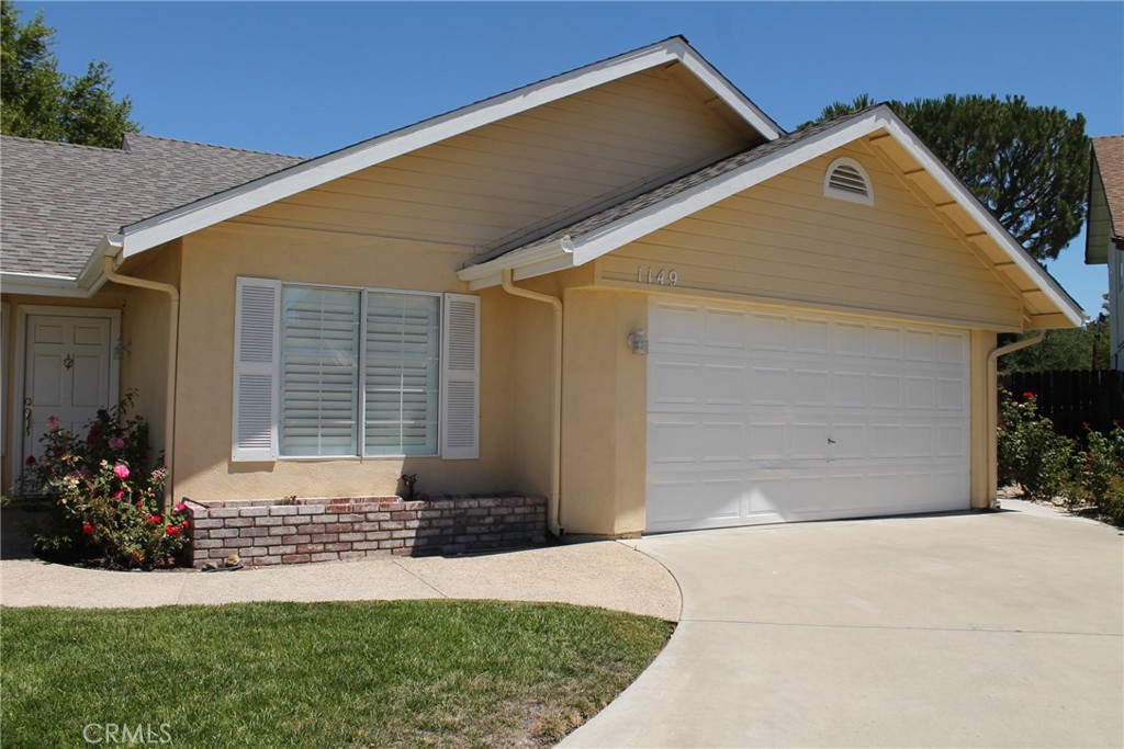 1149 Caddie Lane Property Photo 6