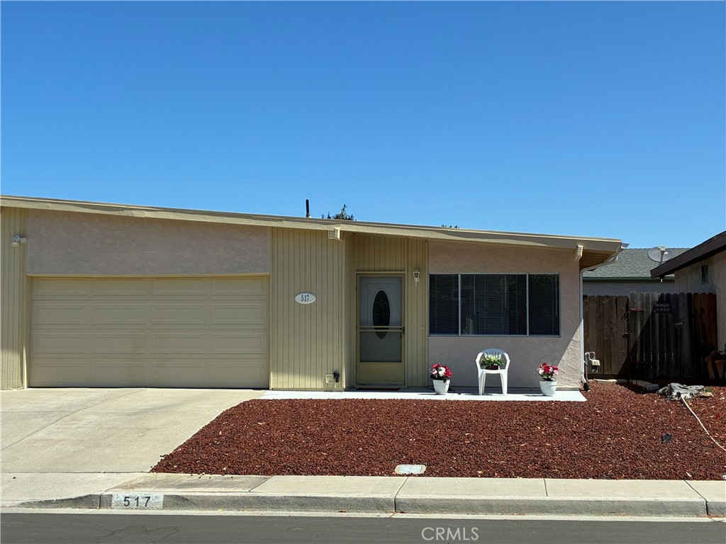 517 Queenanne Property Photo 1