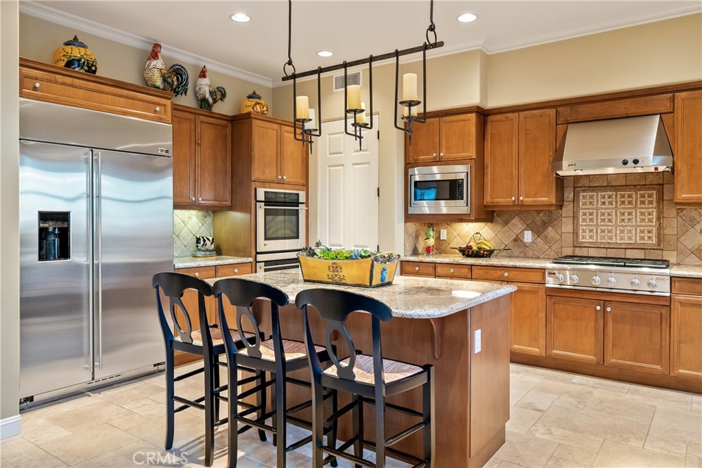 2438 Battering Rock Property Photo 35