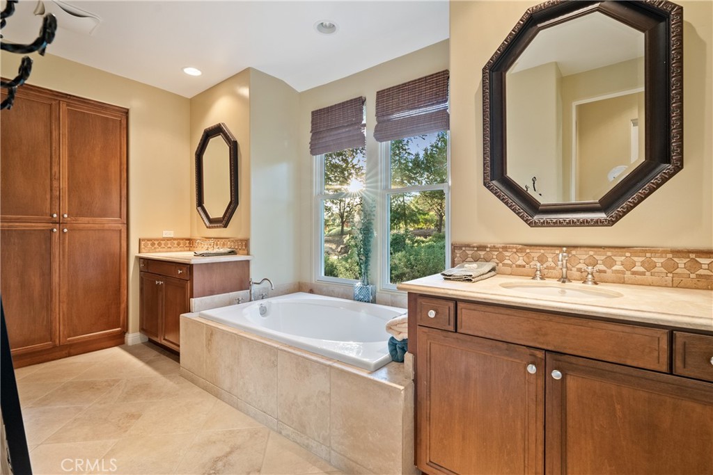 2438 Battering Rock Property Photo 40