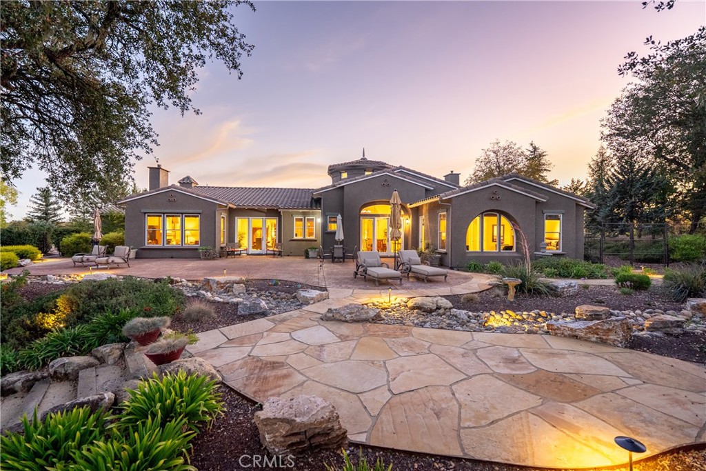 2438 Battering Rock Property Photo 44