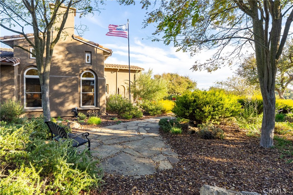 2438 Battering Rock Property Photo 54