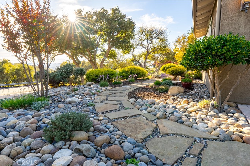 2438 Battering Rock Property Photo 55