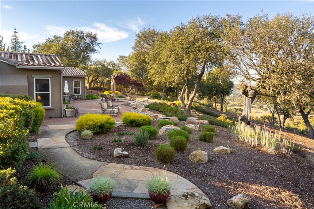 2438 Battering Rock Property Photo 57