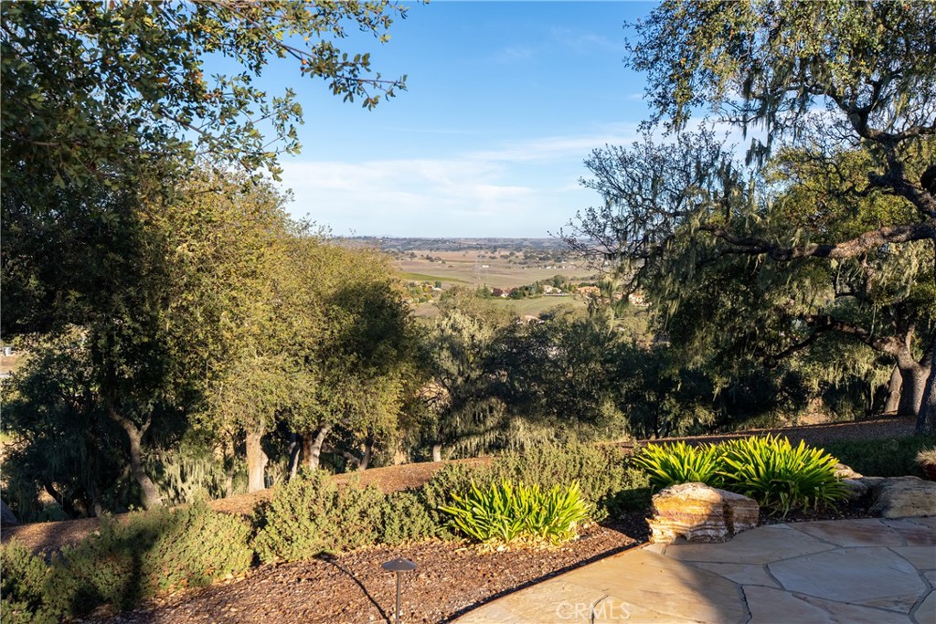 2438 Battering Rock Property Photo 62