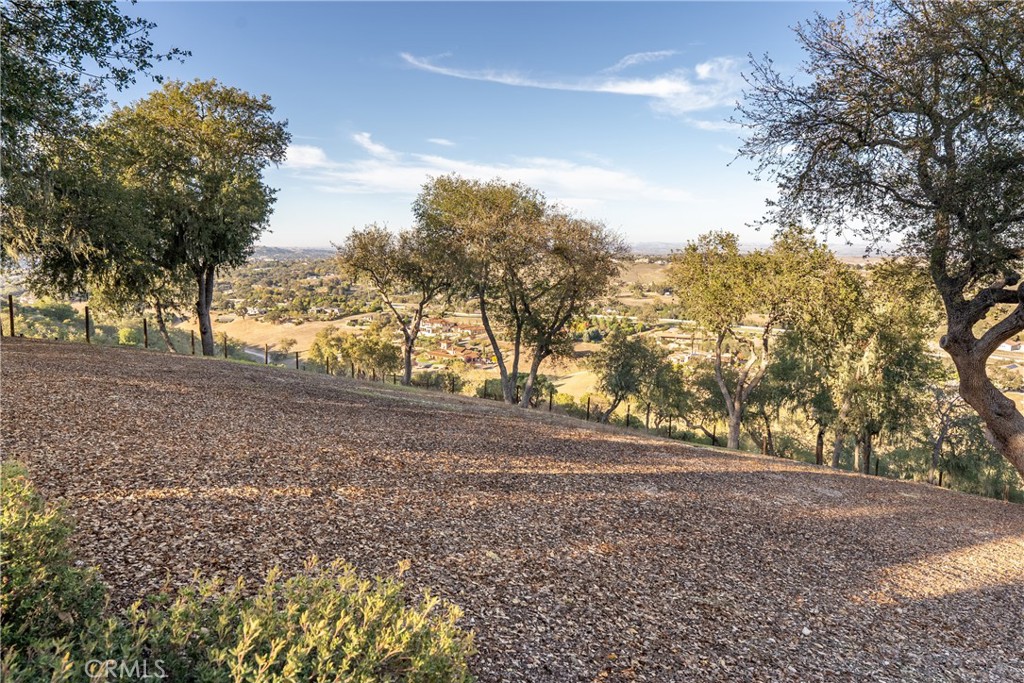 2438 Battering Rock Property Photo 63