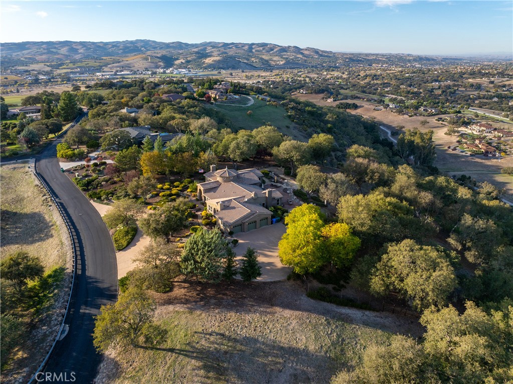 2438 Battering Rock Property Photo 66