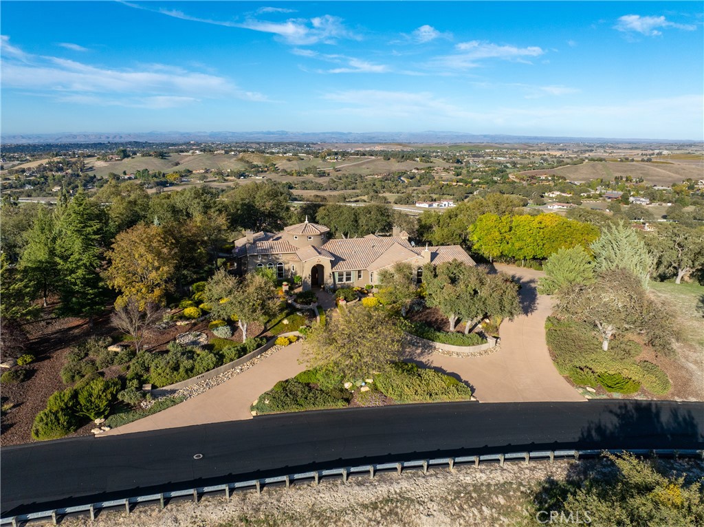 2438 Battering Rock Property Photo 67