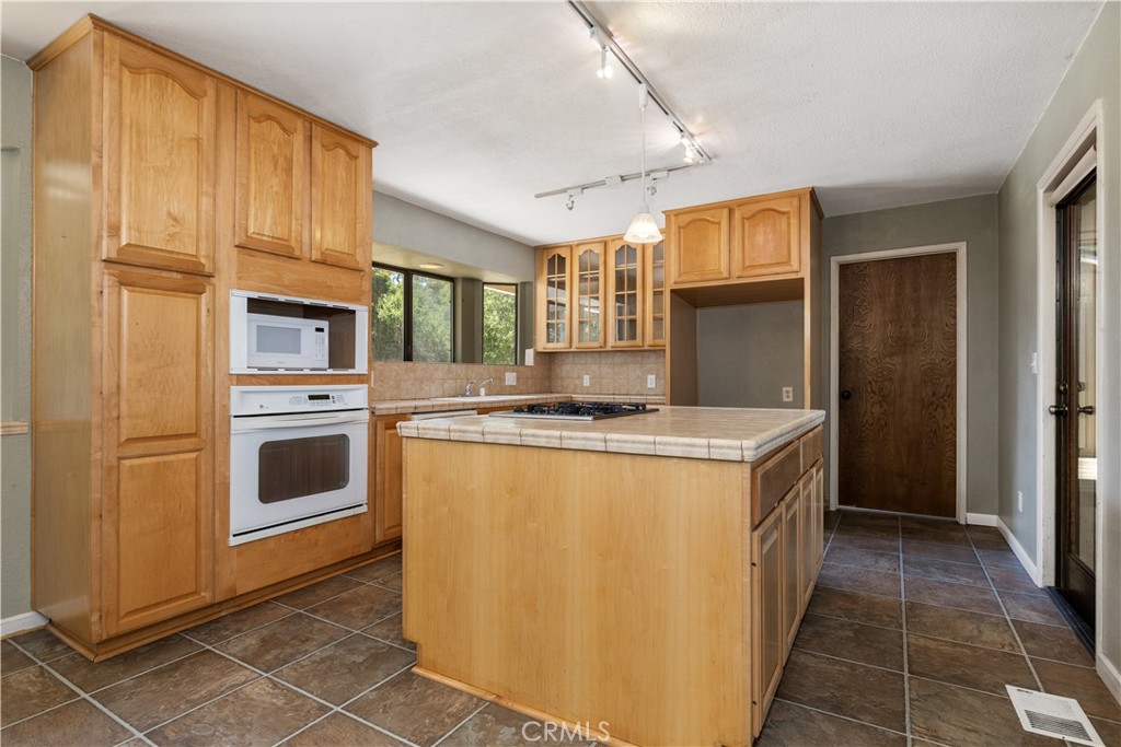 7905 San Gregorio Road Property Photo 17