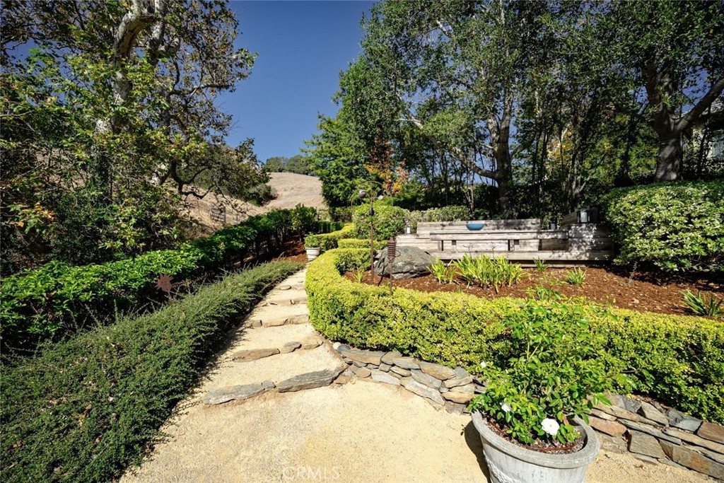 111 Twin Ridge Property Photo 44