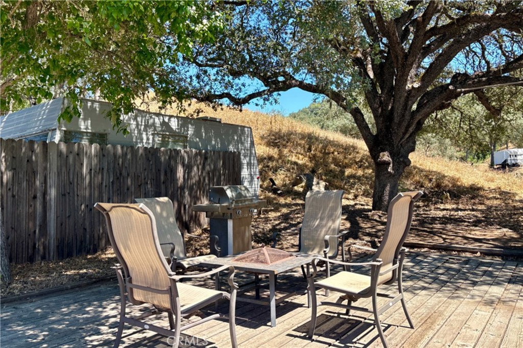2148 Yellow Feather Circle Property Photo 7