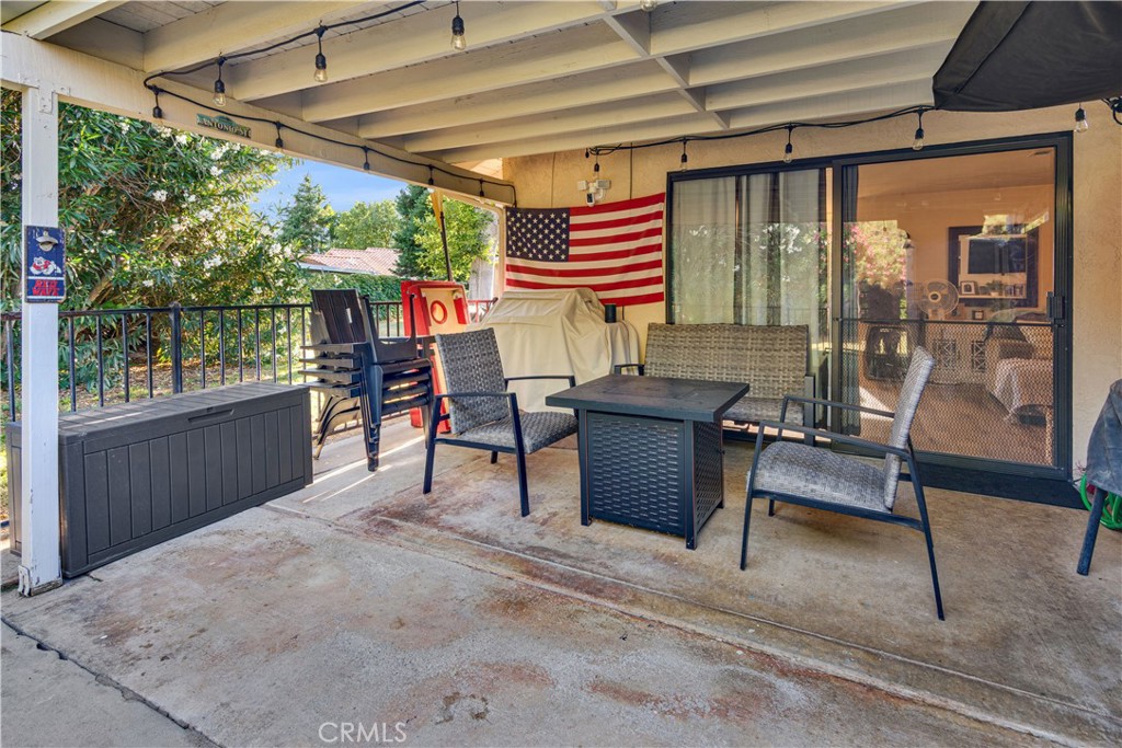 139 Flag Property Photo 15