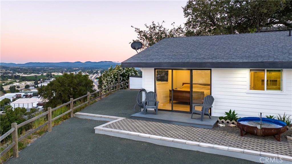 840 Madrone Property Photo 7