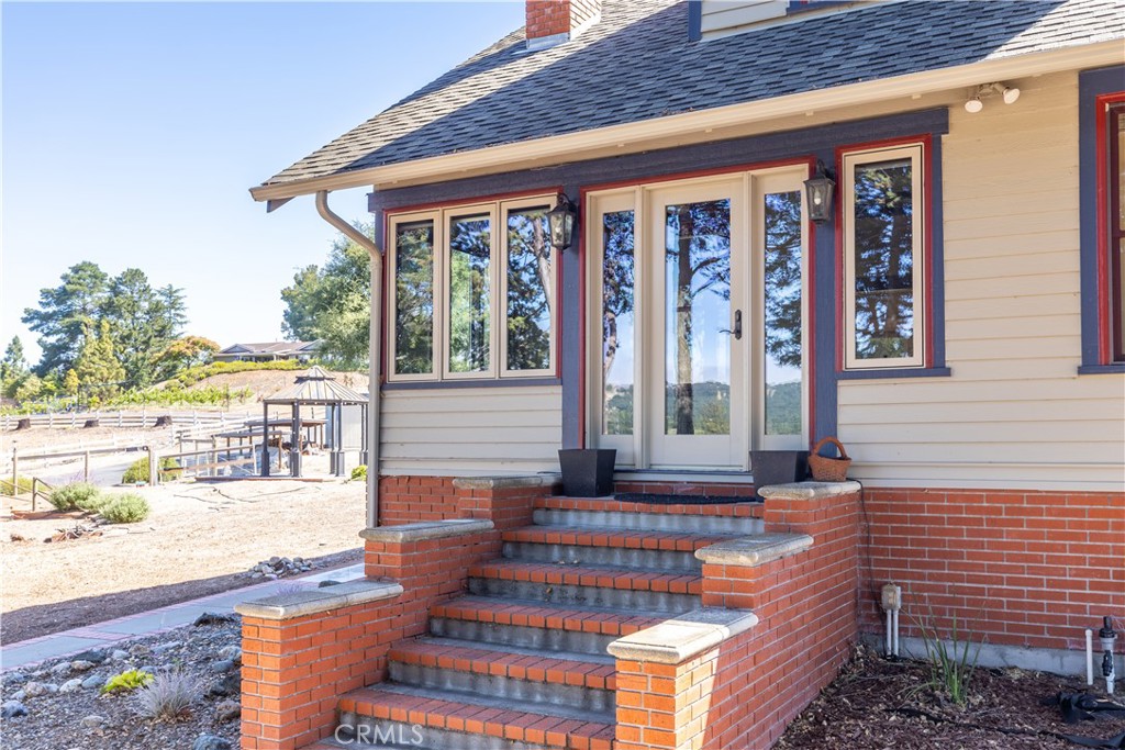 3155 El Camino Real Property Photo 5