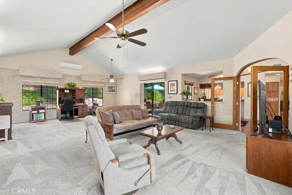 431 Apache Court Property Photo 10