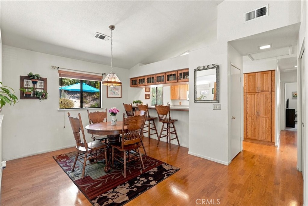 431 Apache Court Property Photo 12