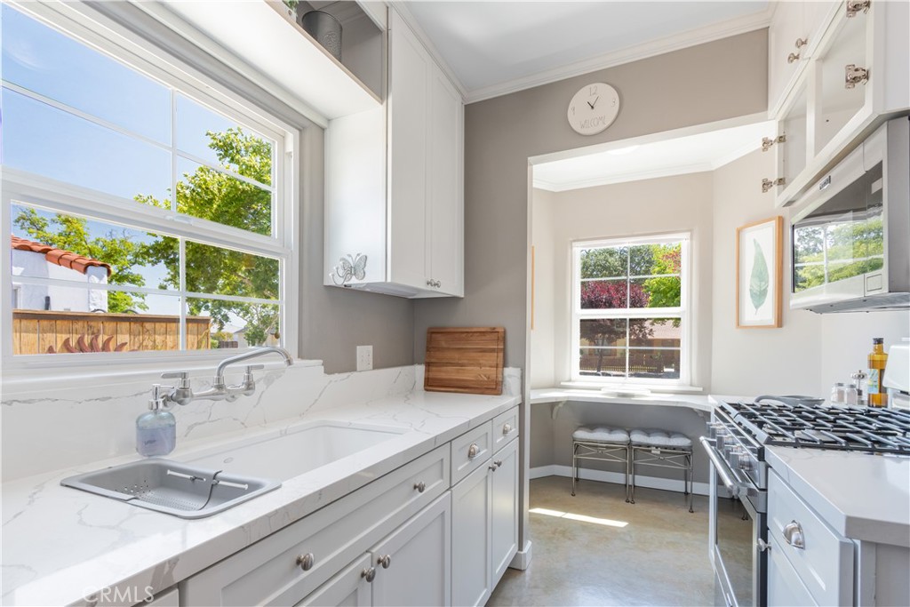 2015 Oak Property Photo 5