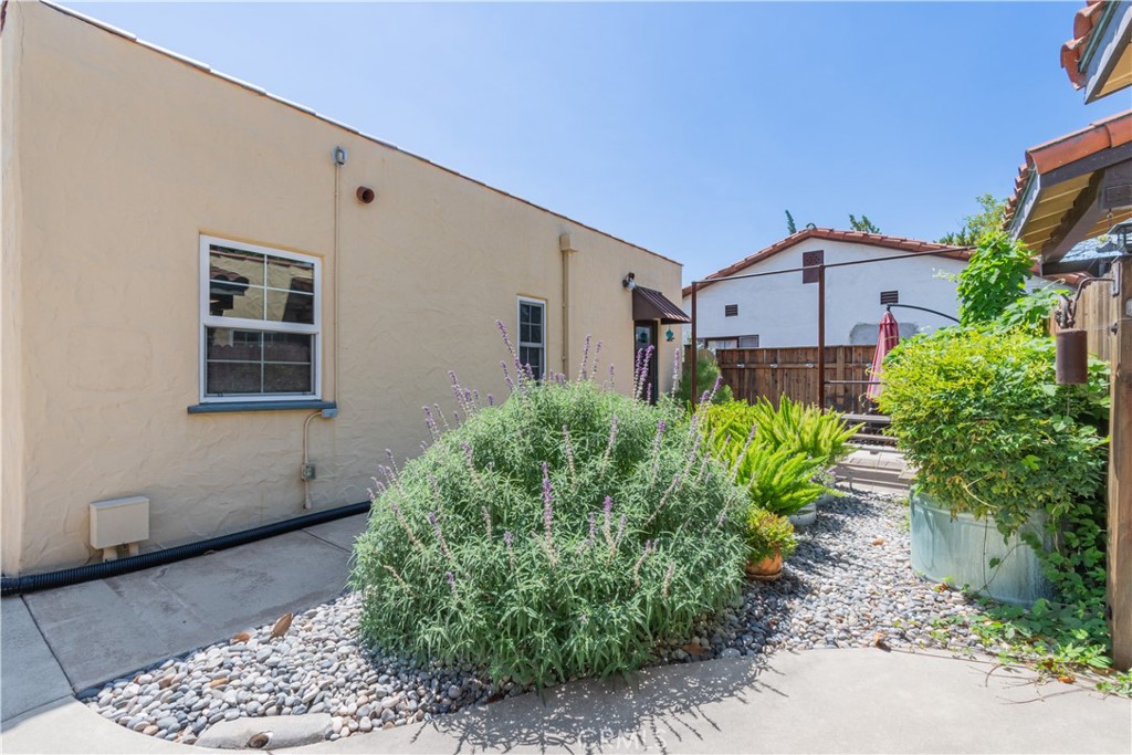 2015 Oak Property Photo 10