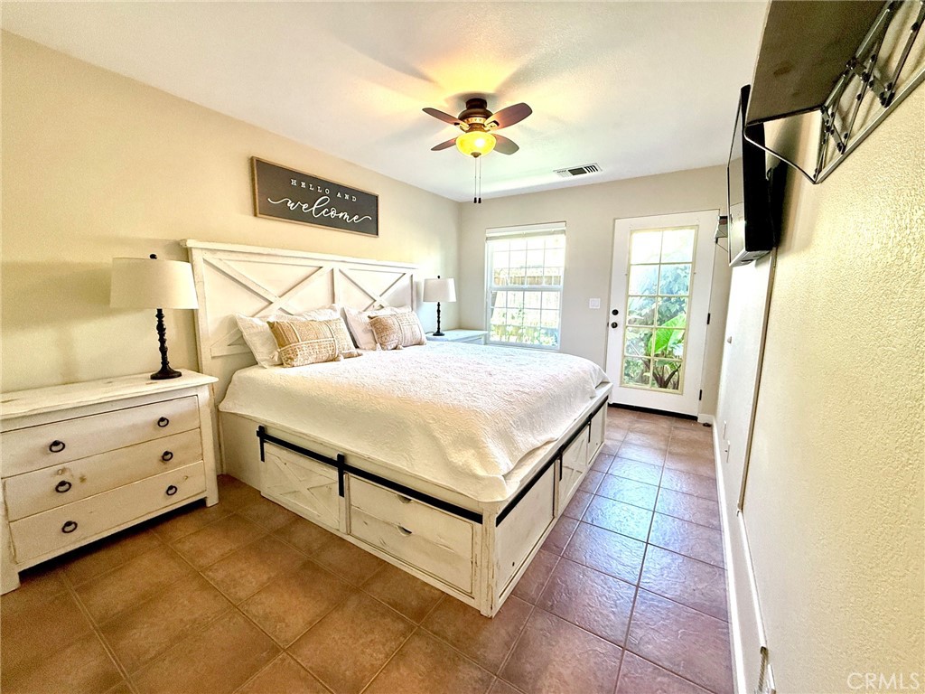 2015 Oak Property Photo 20