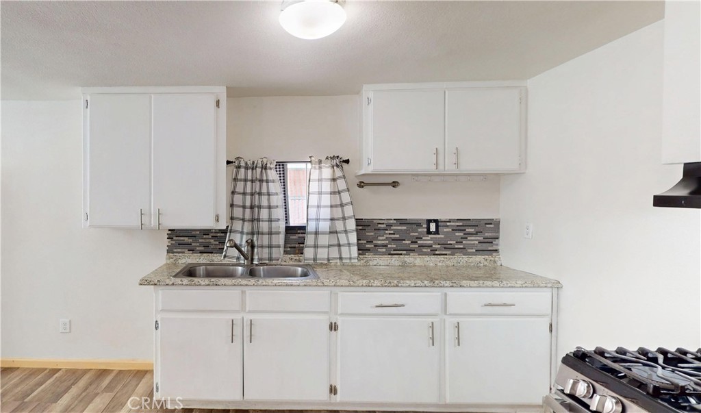 302 S Jackson Property Photo 10