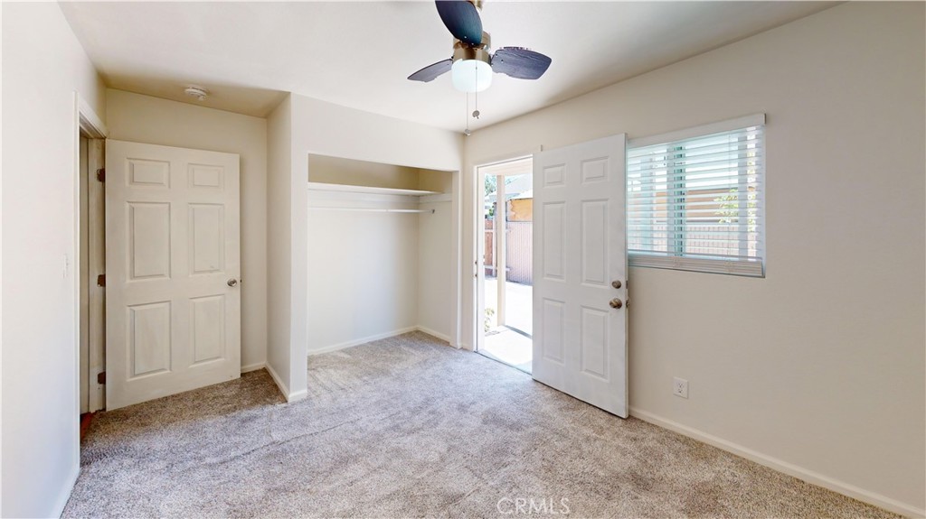 302 S Jackson Property Photo 19