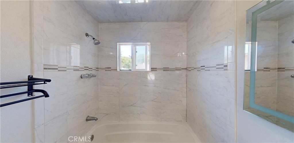 302 S Jackson Property Photo 21