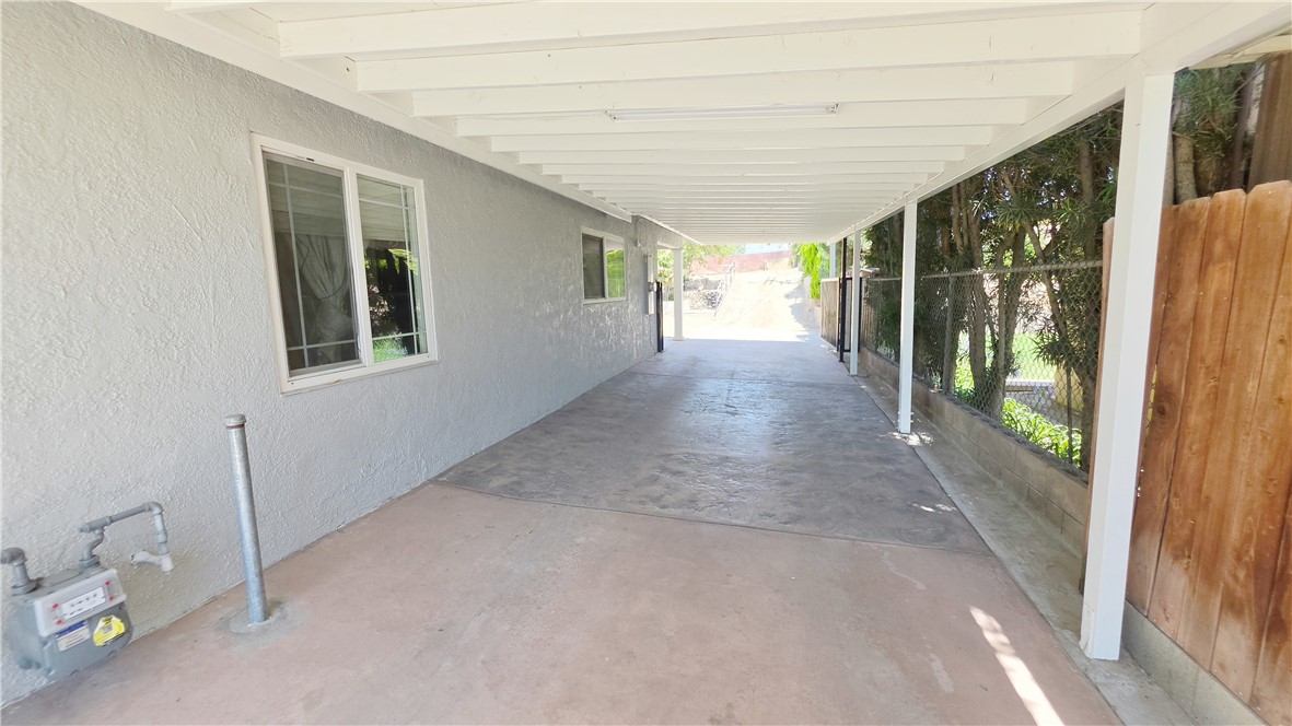 1610 Cunha Property Photo 4