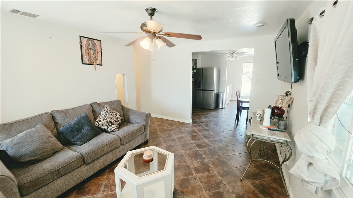 1610 Cunha Property Photo 8