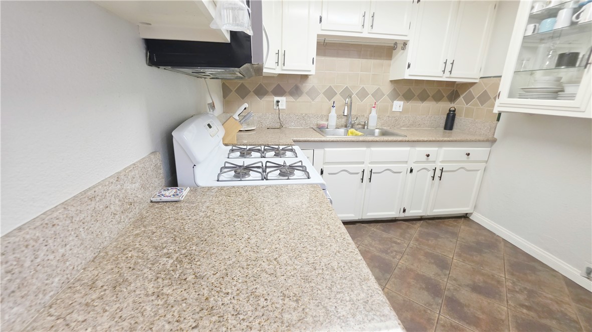 1610 Cunha Property Photo 15