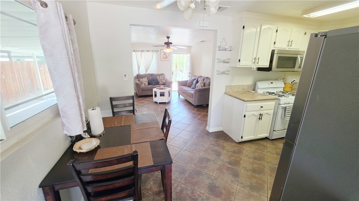 1610 Cunha Property Photo 16