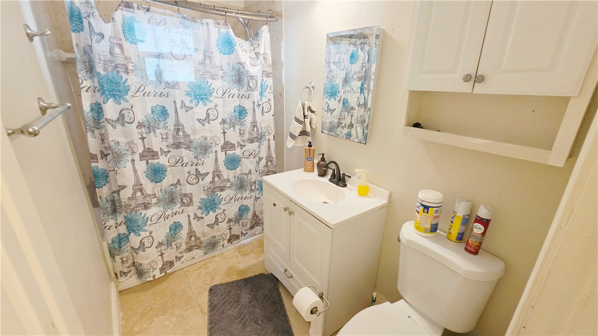 1610 Cunha Property Photo 26