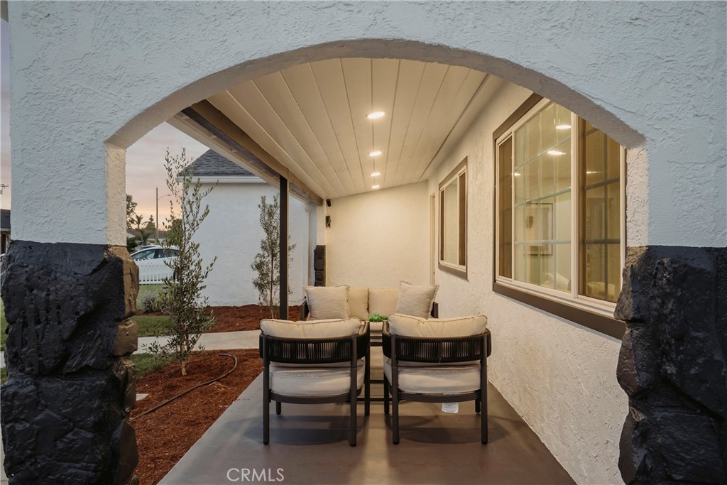 810 Congress Property Photo 3