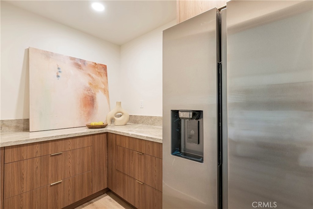 810 Congress Property Photo 14