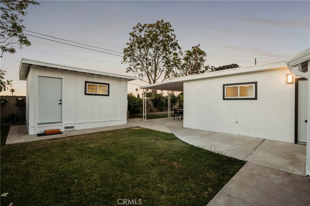 810 Congress Property Photo 28
