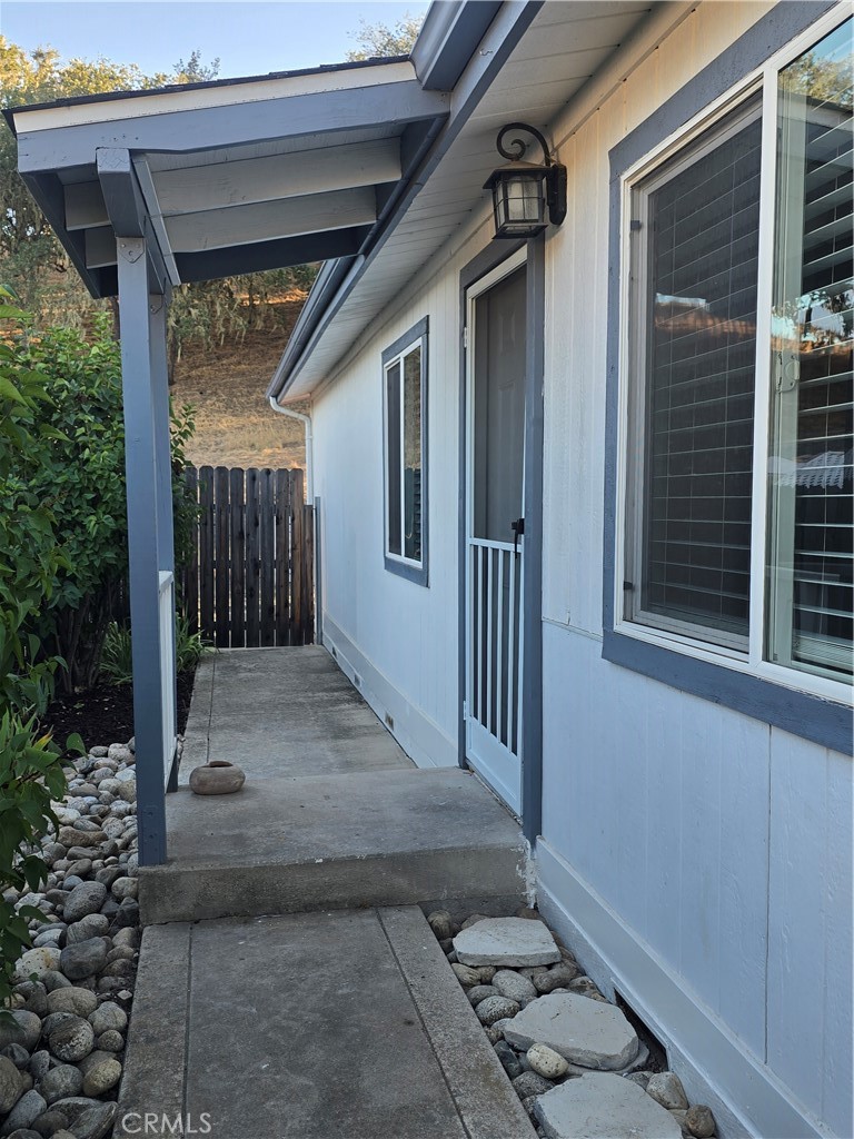 2510 Bridle Trail Property Photo 10