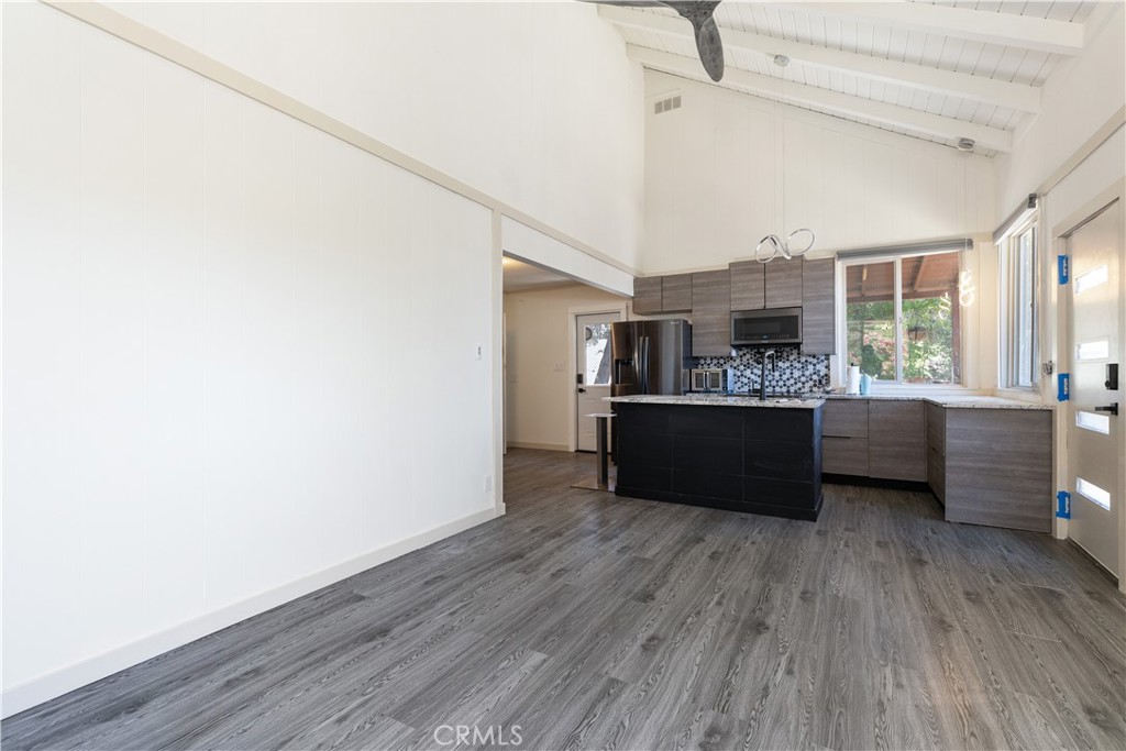 2778 Oak Shores Drive Property Photo 6