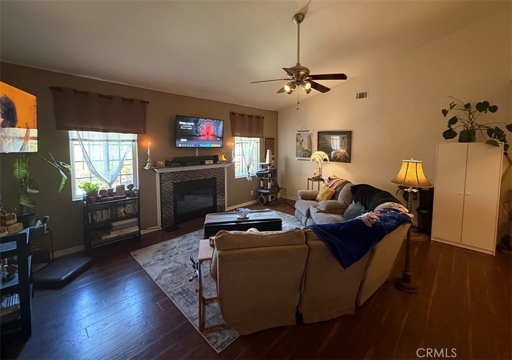 3198 Wood Property Photo 8