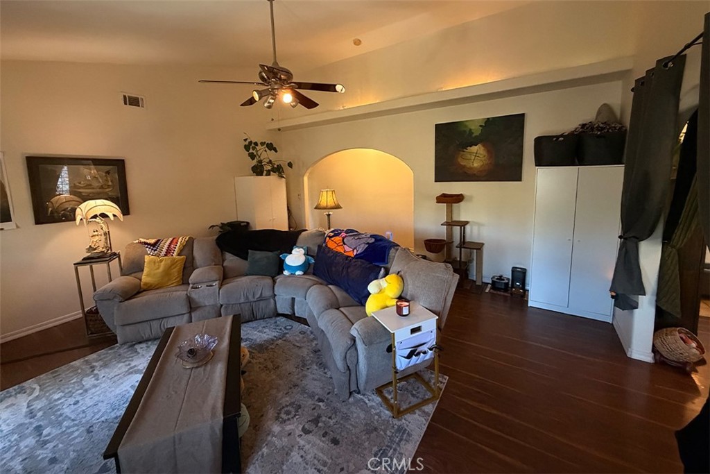 3198 Wood Property Photo 9