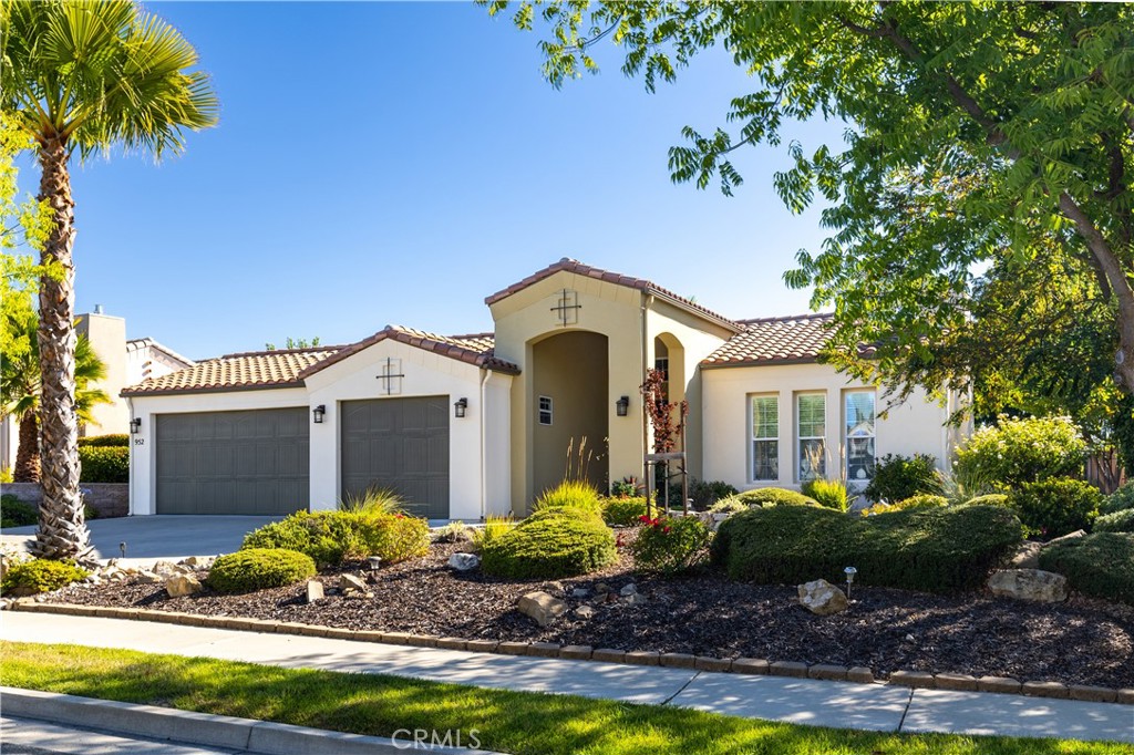 952 Vista Cerro Dr. Property Photo