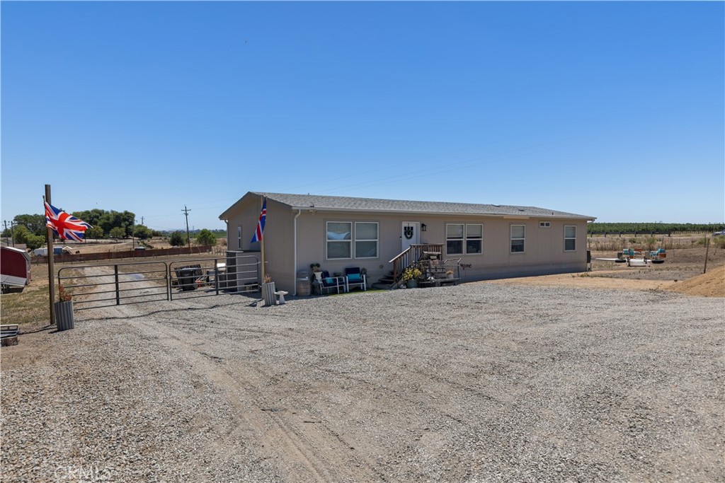4060 Deer Creek Property Photo 6