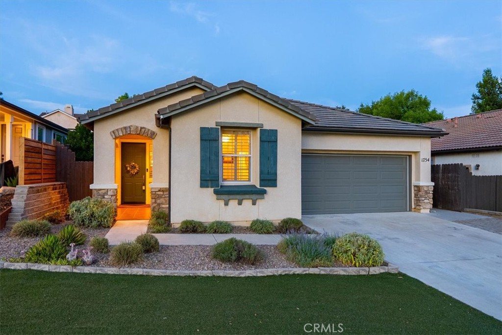 1754 Brahma Property Photo 1