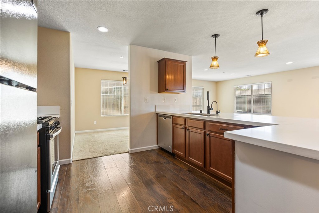 810 Sebastian Court Property Photo 23