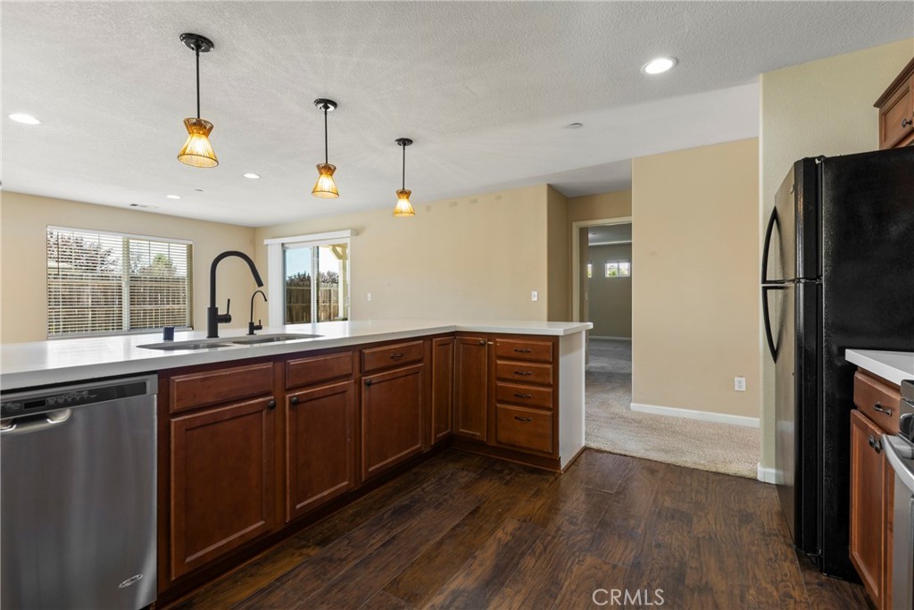 810 Sebastian Court Property Photo 24