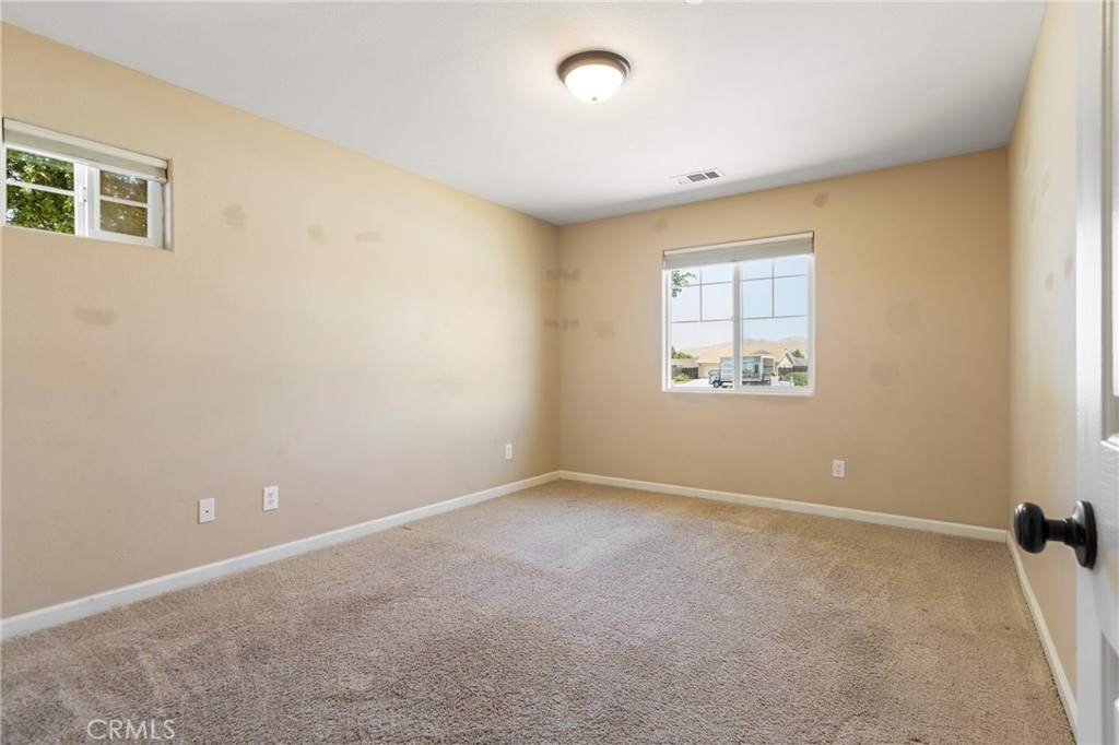 810 Sebastian Court Property Photo 33