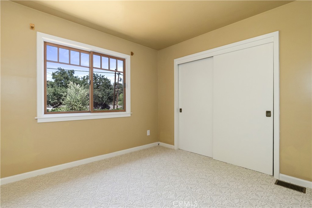370 Pacific Avenue Property Photo 33